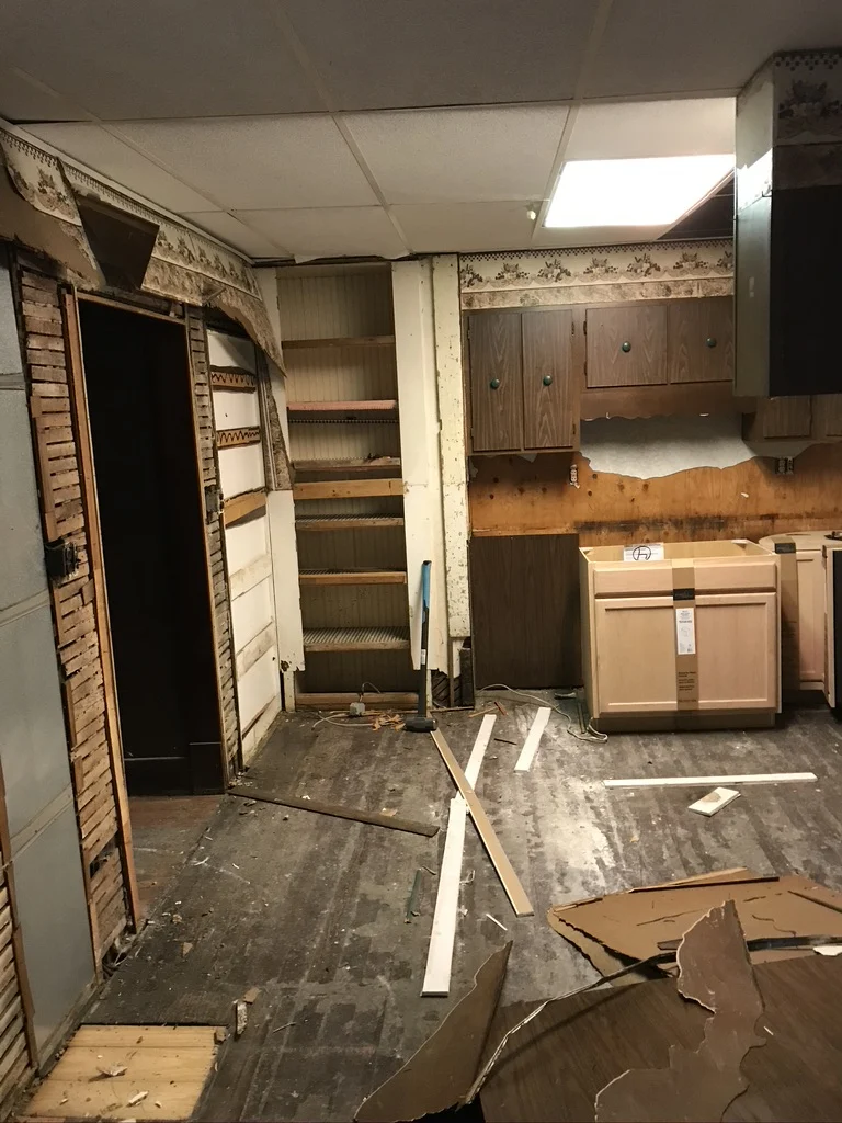 Kitchen before renovation